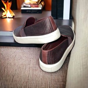 Vince women’s Blair slip on sneakers size 8.5